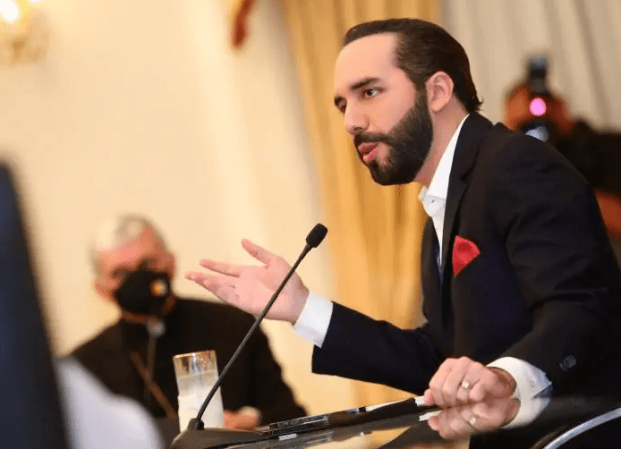 Tổng thống El Salvador xóa bỏ tất cả các loại thuế đối với đổi mới công nghệ